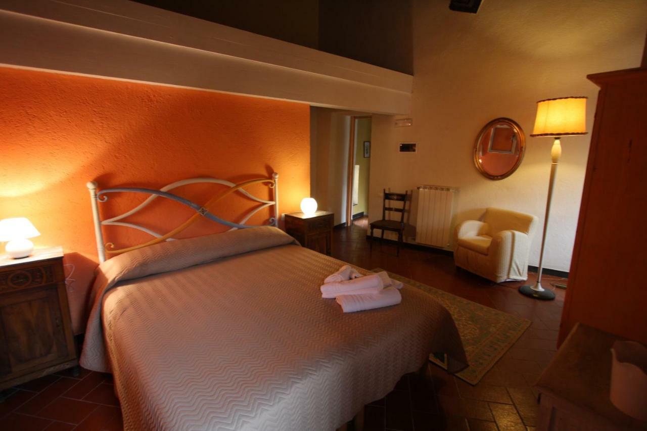 Borgo Di Codeglia - Country Rooms Рикко-дель-Гольфо-ди-Специя Экстерьер фото