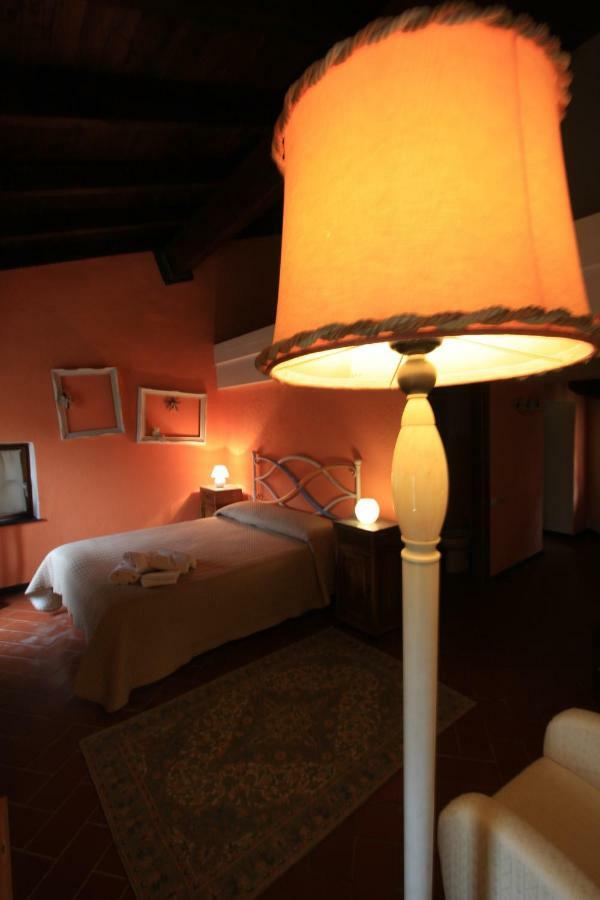 Borgo Di Codeglia - Country Rooms Рикко-дель-Гольфо-ди-Специя Экстерьер фото