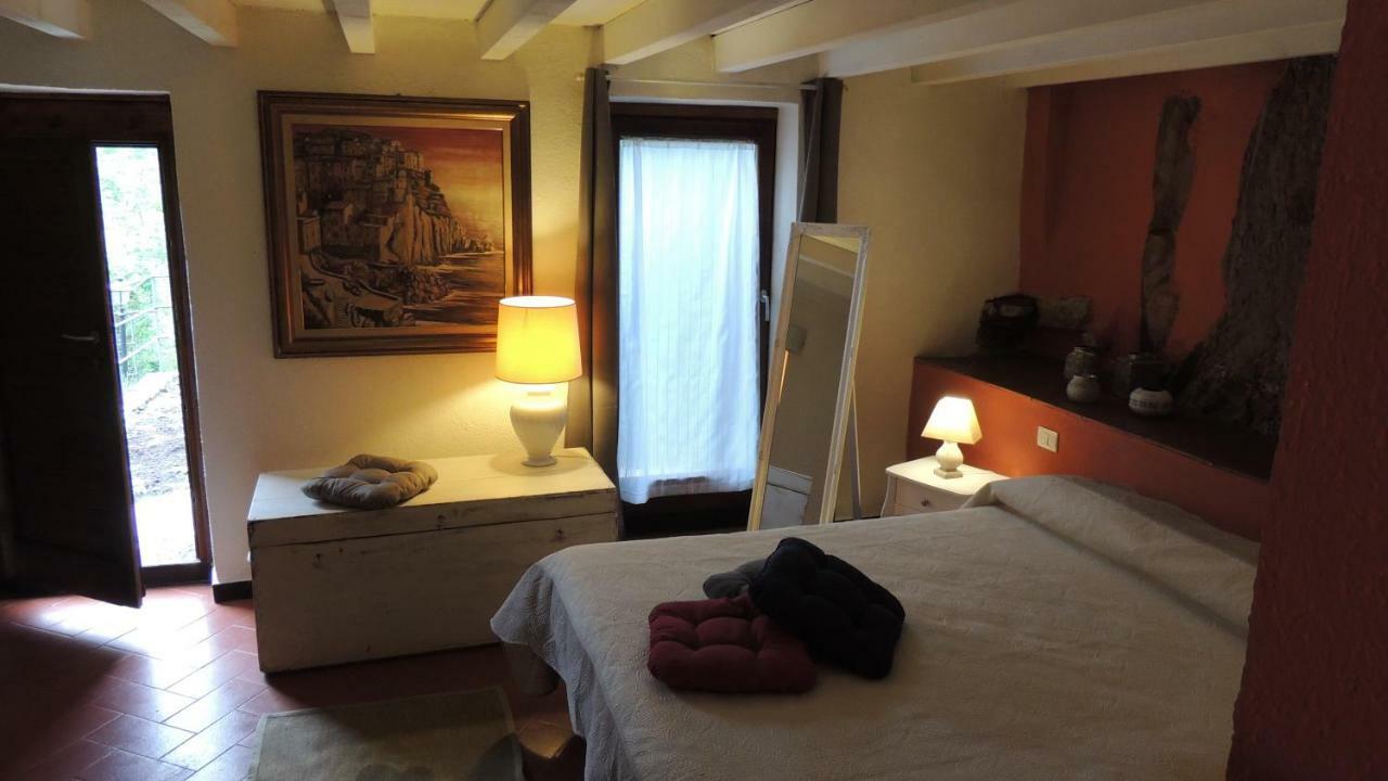 Borgo Di Codeglia - Country Rooms Рикко-дель-Гольфо-ди-Специя Экстерьер фото