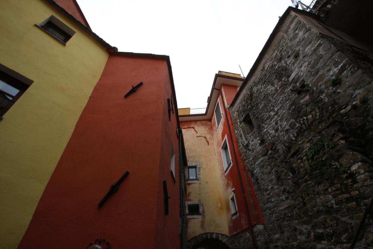 Borgo Di Codeglia - Country Rooms Рикко-дель-Гольфо-ди-Специя Экстерьер фото