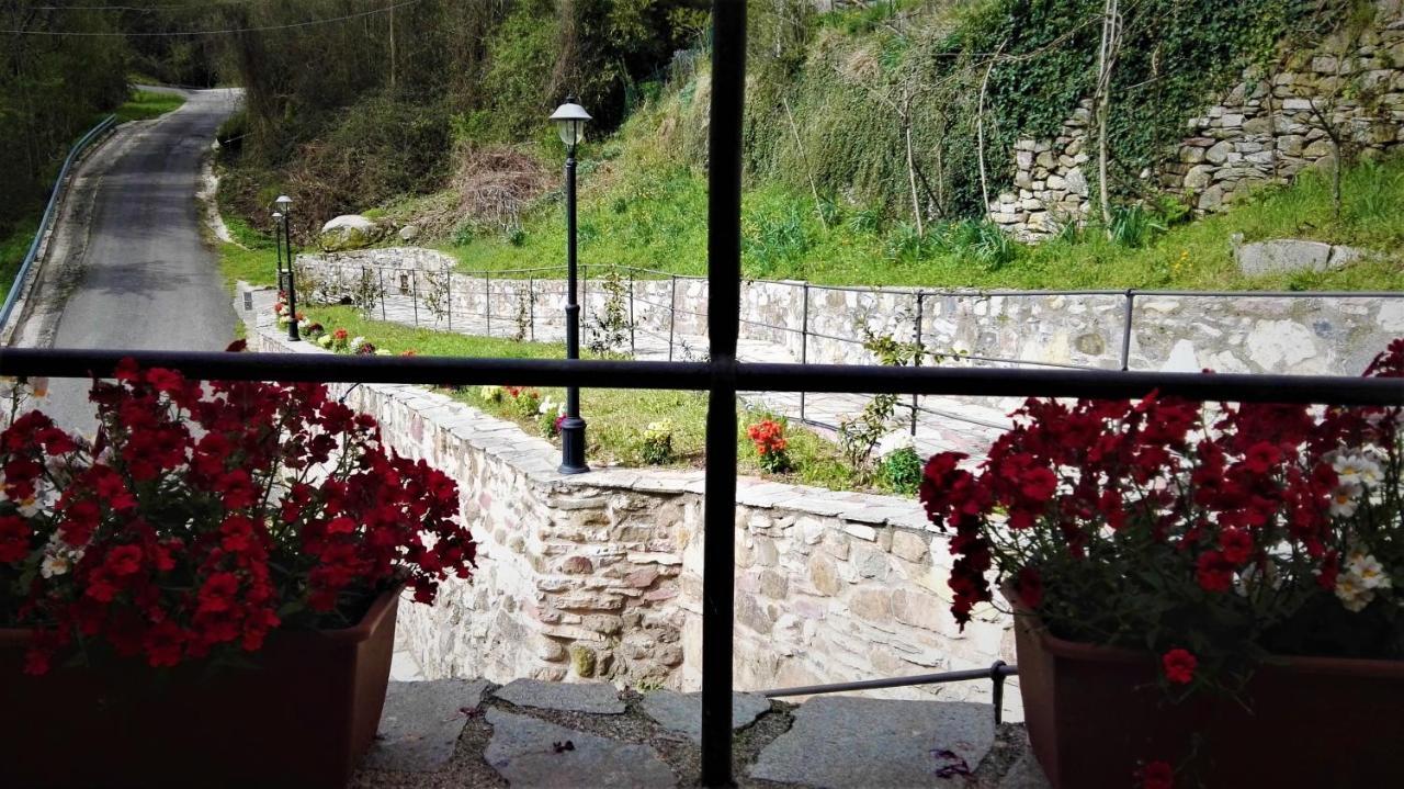 Borgo Di Codeglia - Country Rooms Рикко-дель-Гольфо-ди-Специя Экстерьер фото