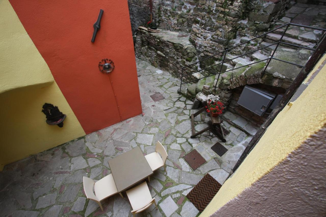 Borgo Di Codeglia - Country Rooms Рикко-дель-Гольфо-ди-Специя Экстерьер фото
